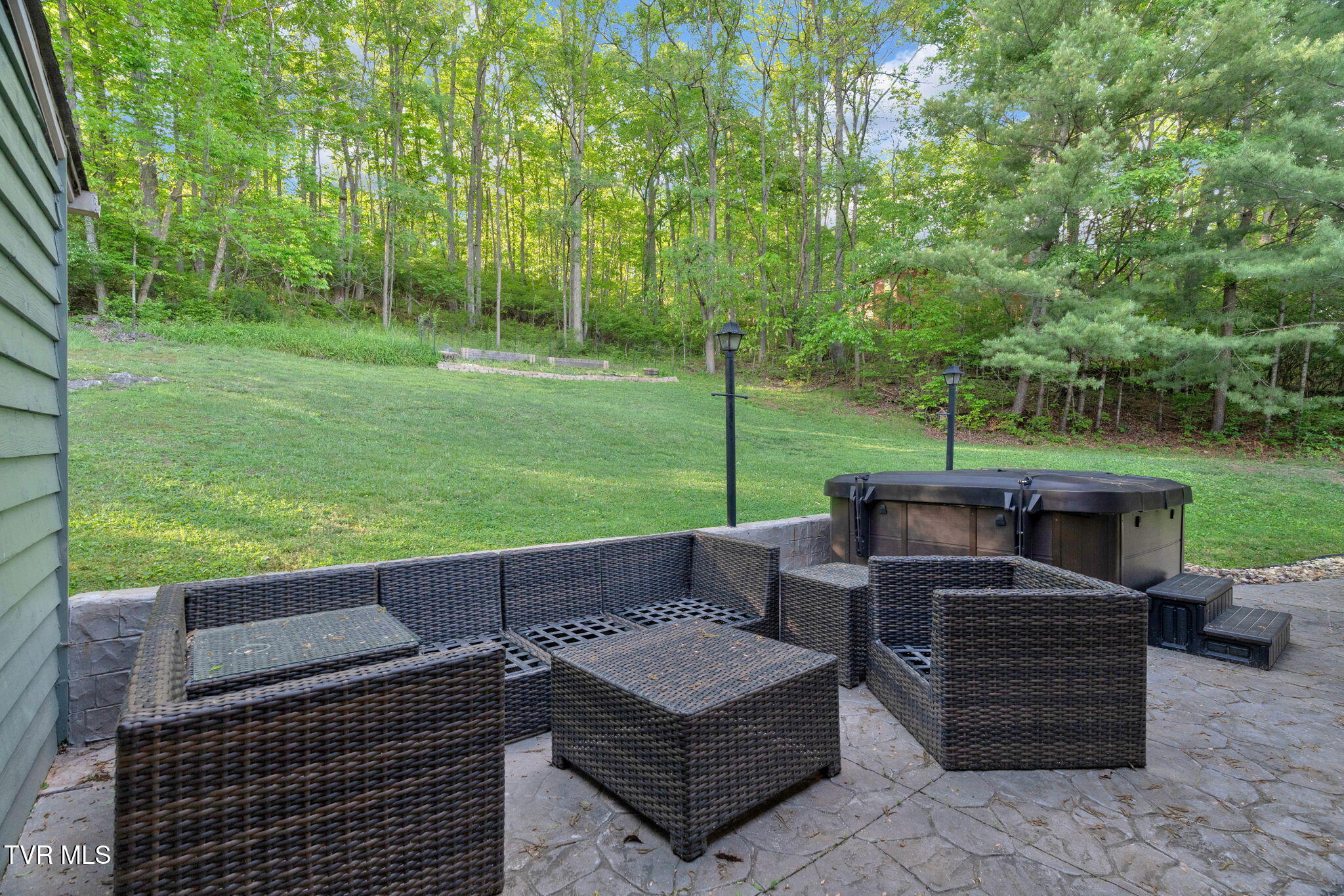 588 Spring Valley Road Bristol, VA 24201 - Photo 46 of 50 39-web-or-mls-DSC08542