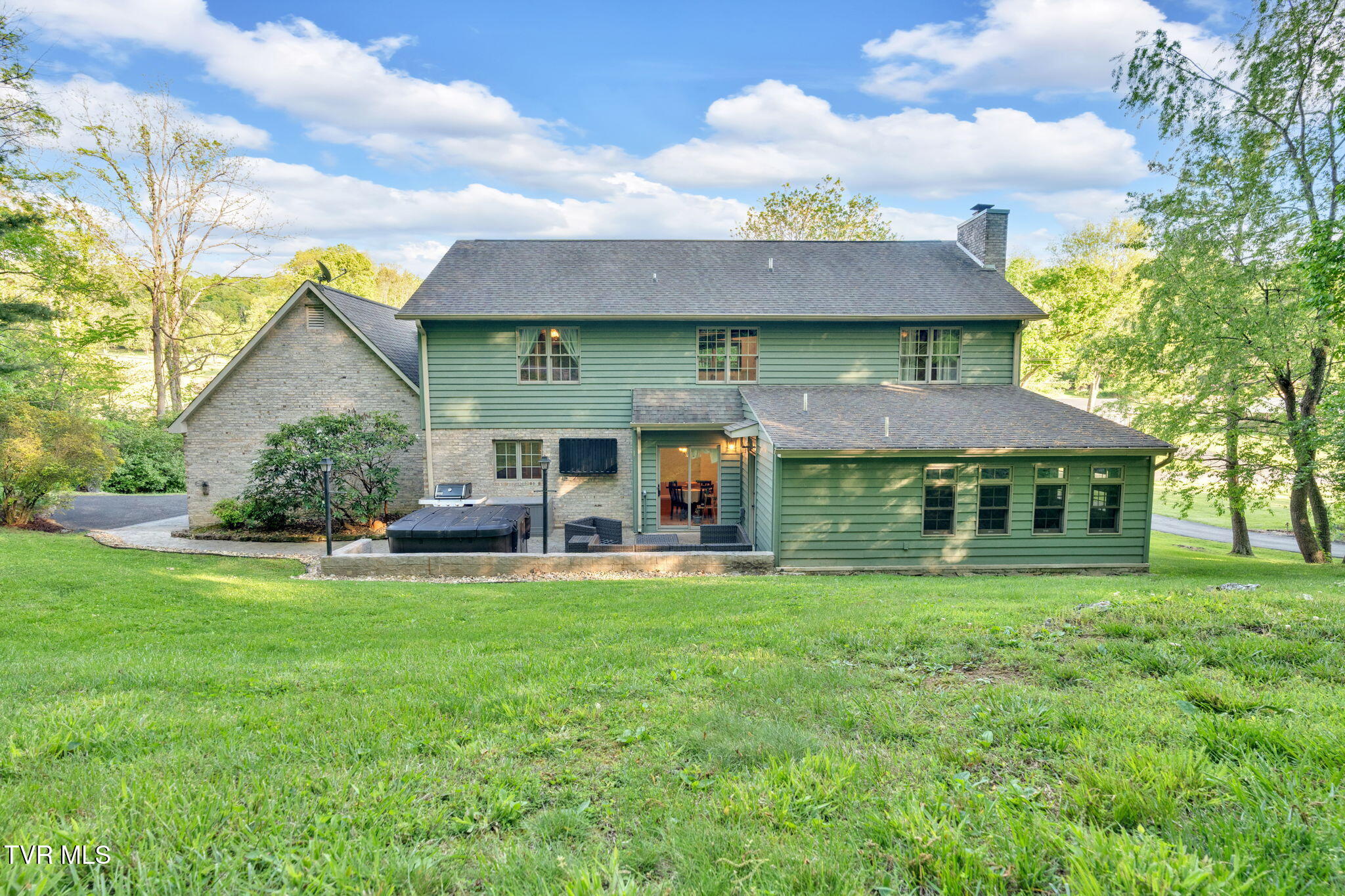 588 Spring Valley Road Bristol, VA 24201 - Photo 8 of 50 43-web-or-mls-DSC08554