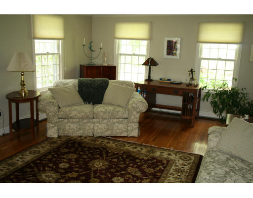 86 Harrington Ridge Road Sherborn, MA 01770 - Photo 11 of 26 Gallery Image 11