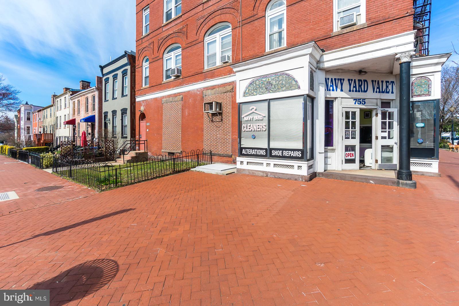 1016 G Street Southeast Washington, DC 20003 - Photo 51 of 56 a view of a building with a street