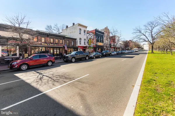 $6,000 | 1016 G Street Southeast, Washington, DC 20003