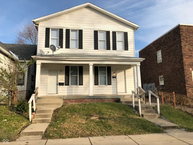 $935 | 1523 South Talbott Street, Indianapolis, IN 46225