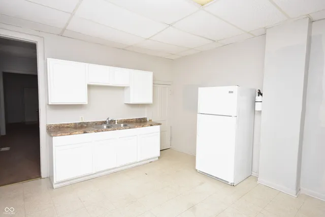 $935 | 1523 South Talbott Street, Indianapolis, IN 46225