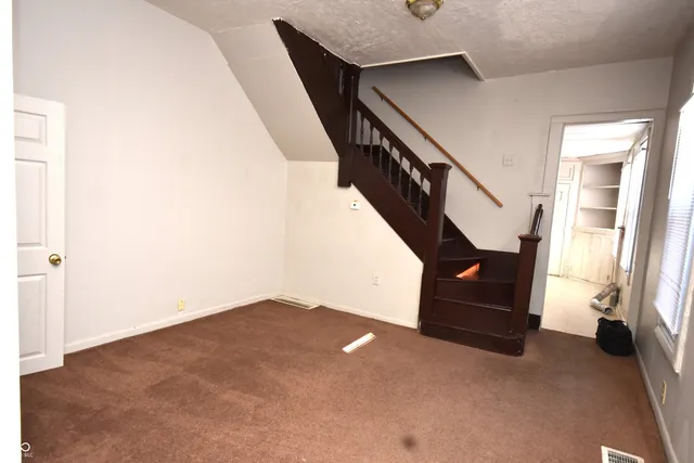 $935 | 1523 South Talbott Street, Indianapolis, IN 46225