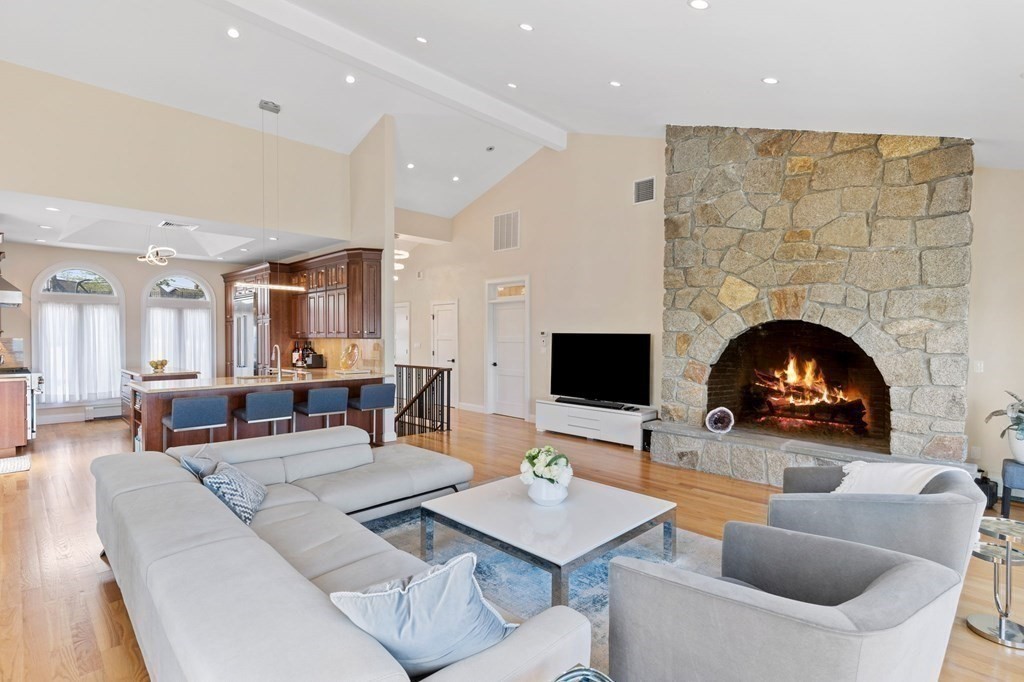 248 Wilson Road Nahant, MA 01908 - Photo 17 of 42 Gallery Image 17