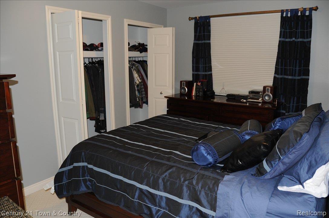 6599 Chatham Circle Rochester, MI 48306 - Photo 24 of 24 BEDROOM 4