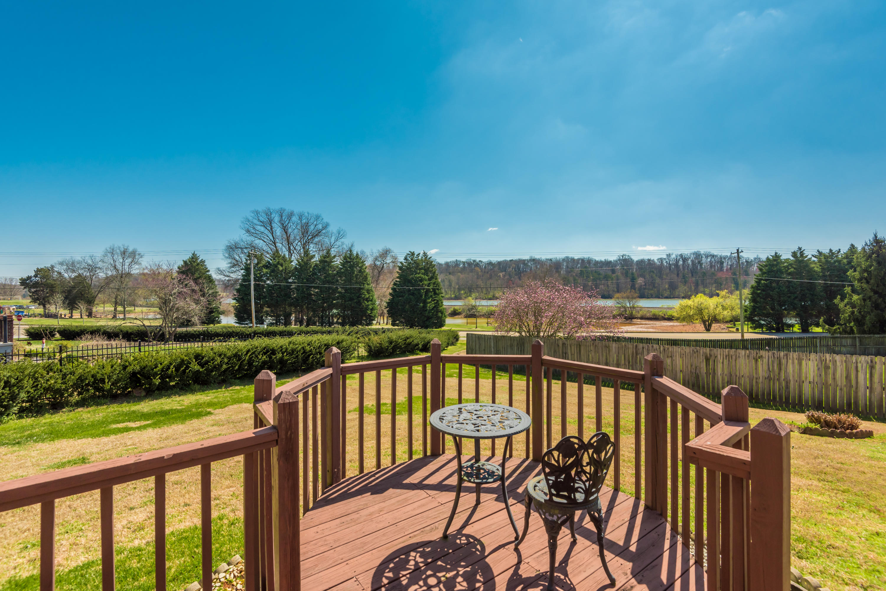 804 Spinnaker Road Knoxville, TN 37934 - Photo 3 of 7 804SpinnakerRd-7