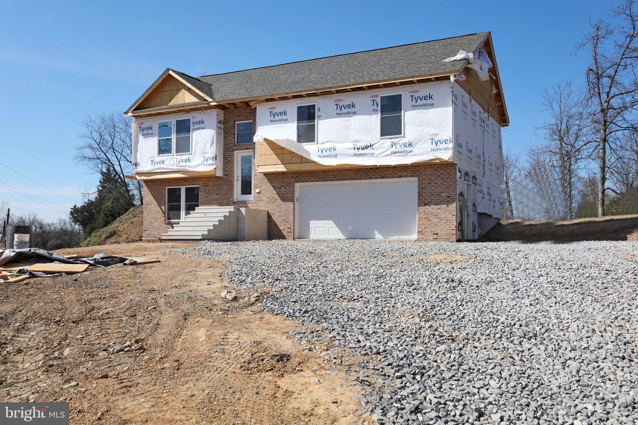 15559 Clear Spring Road Williamsport, MD 21795 - Photo 2 of 5 Gallery Image 2