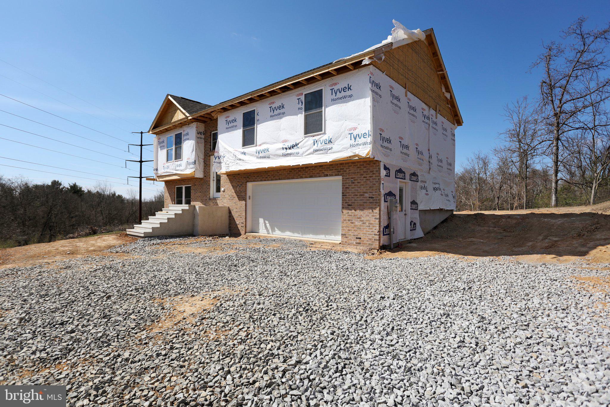 15559 Clear Spring Road Williamsport, MD 21795 - Photo 4 of 5 Gallery Image 4
