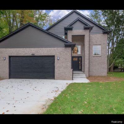 3237 Longview Avenue Rochester Hills, MI 48307 - Photo 1 of 36