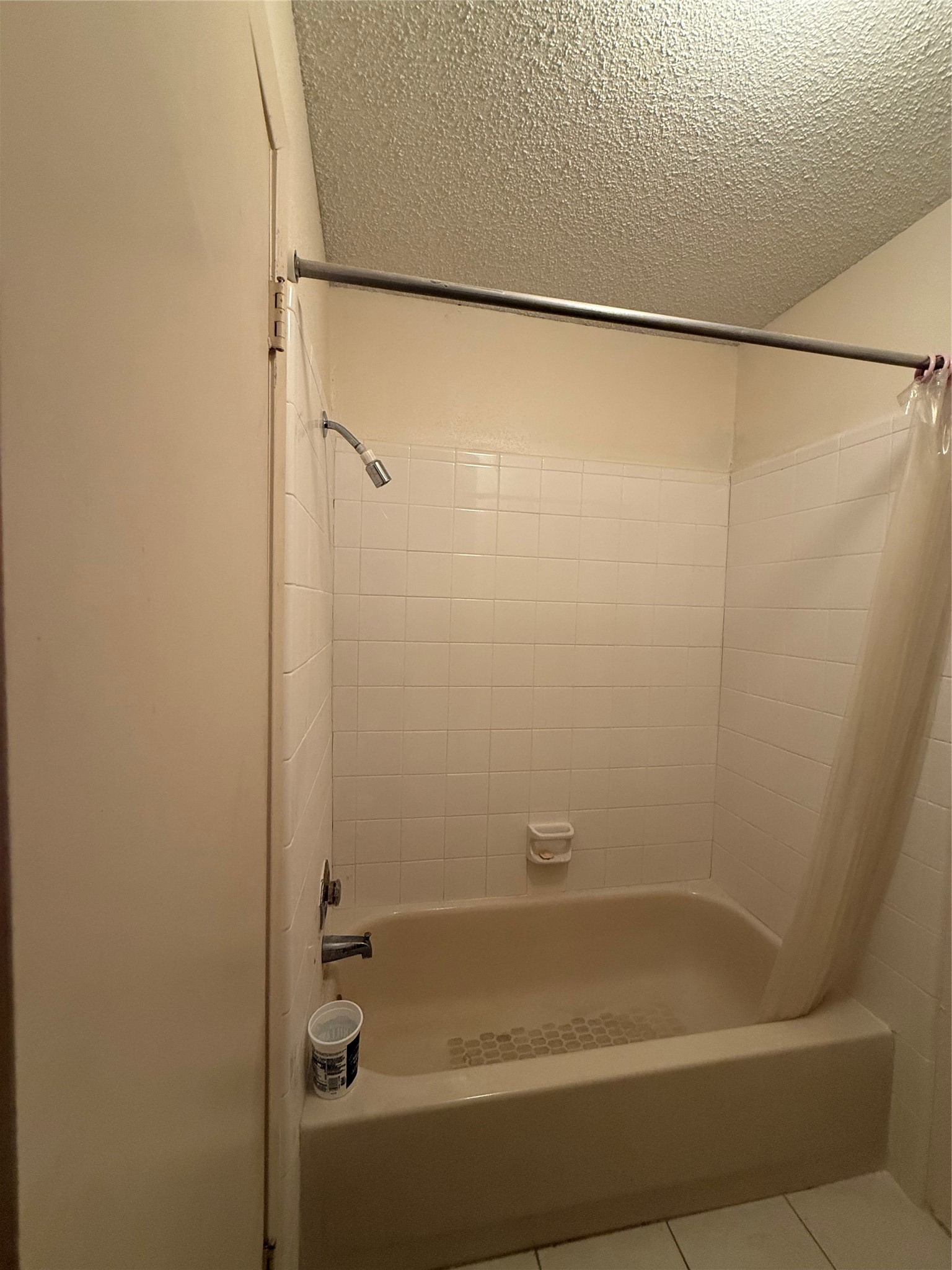 8101 Amelia Road, Unit 507 Houston, TX 77055 - Photo 14 of 26