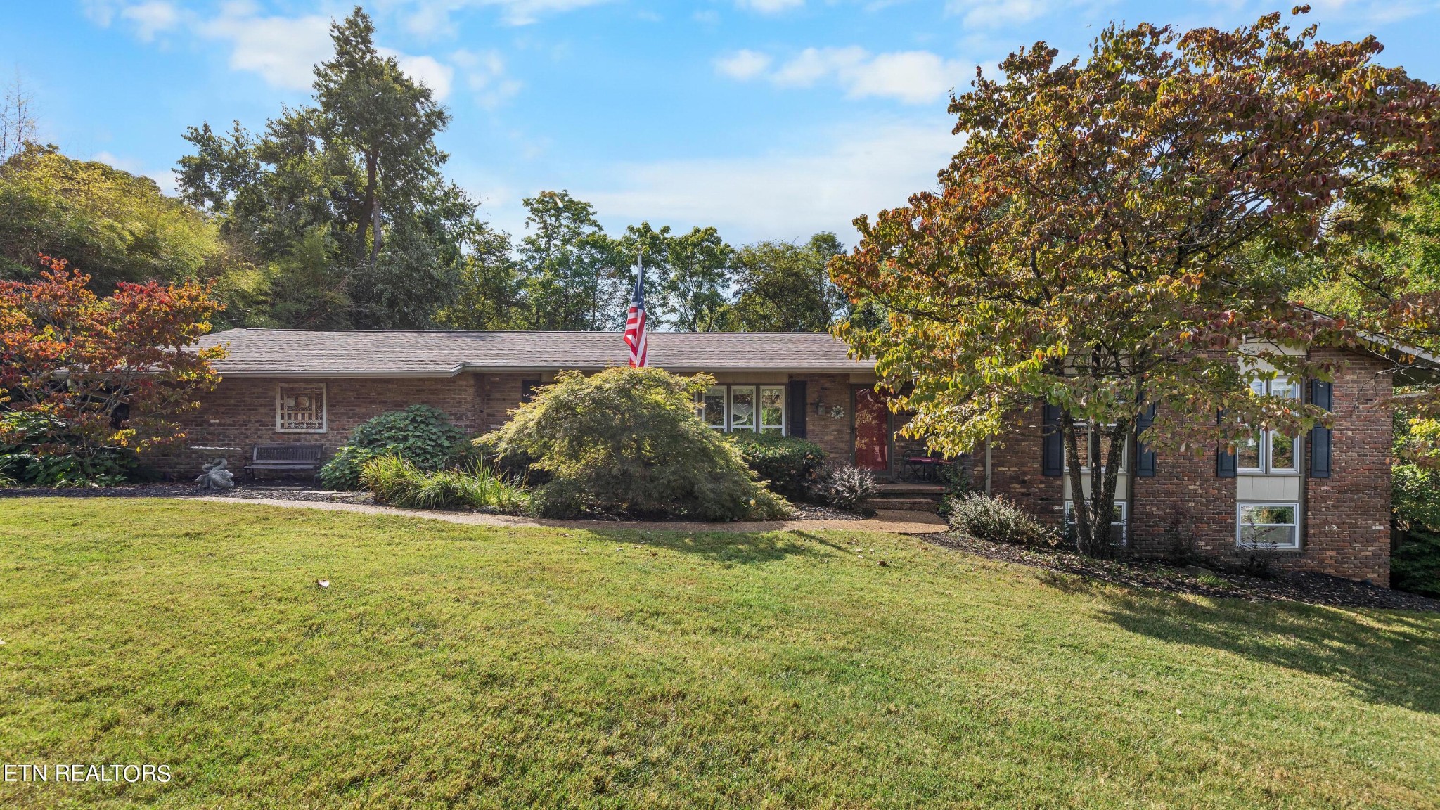 233 Crowfield Road Knoxville, TN 37922 - Photo 1 of 41 Gallery Image 1