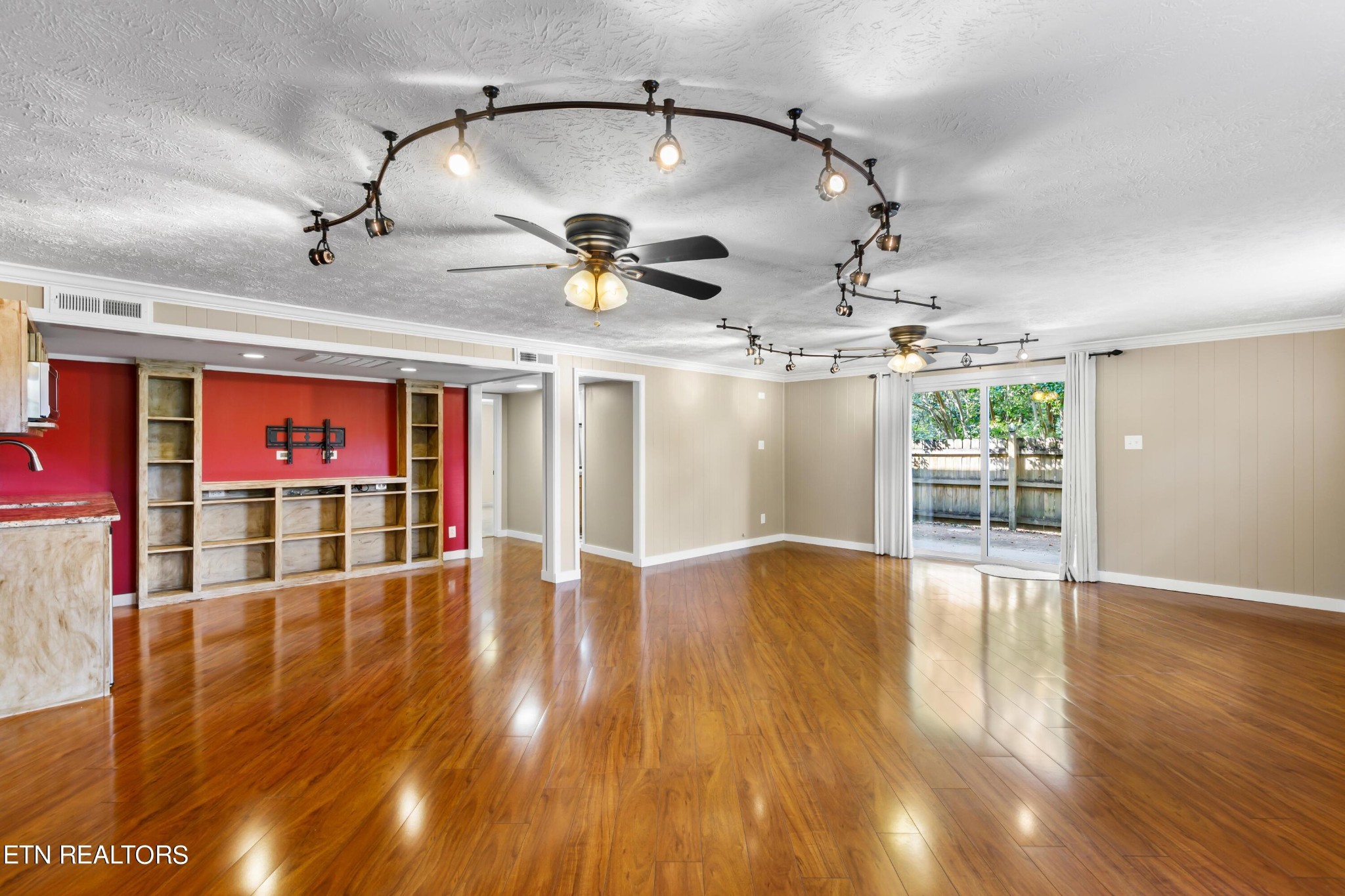 233 Crowfield Road Knoxville, TN 37922 - Photo 14 of 41 Gallery Image 14