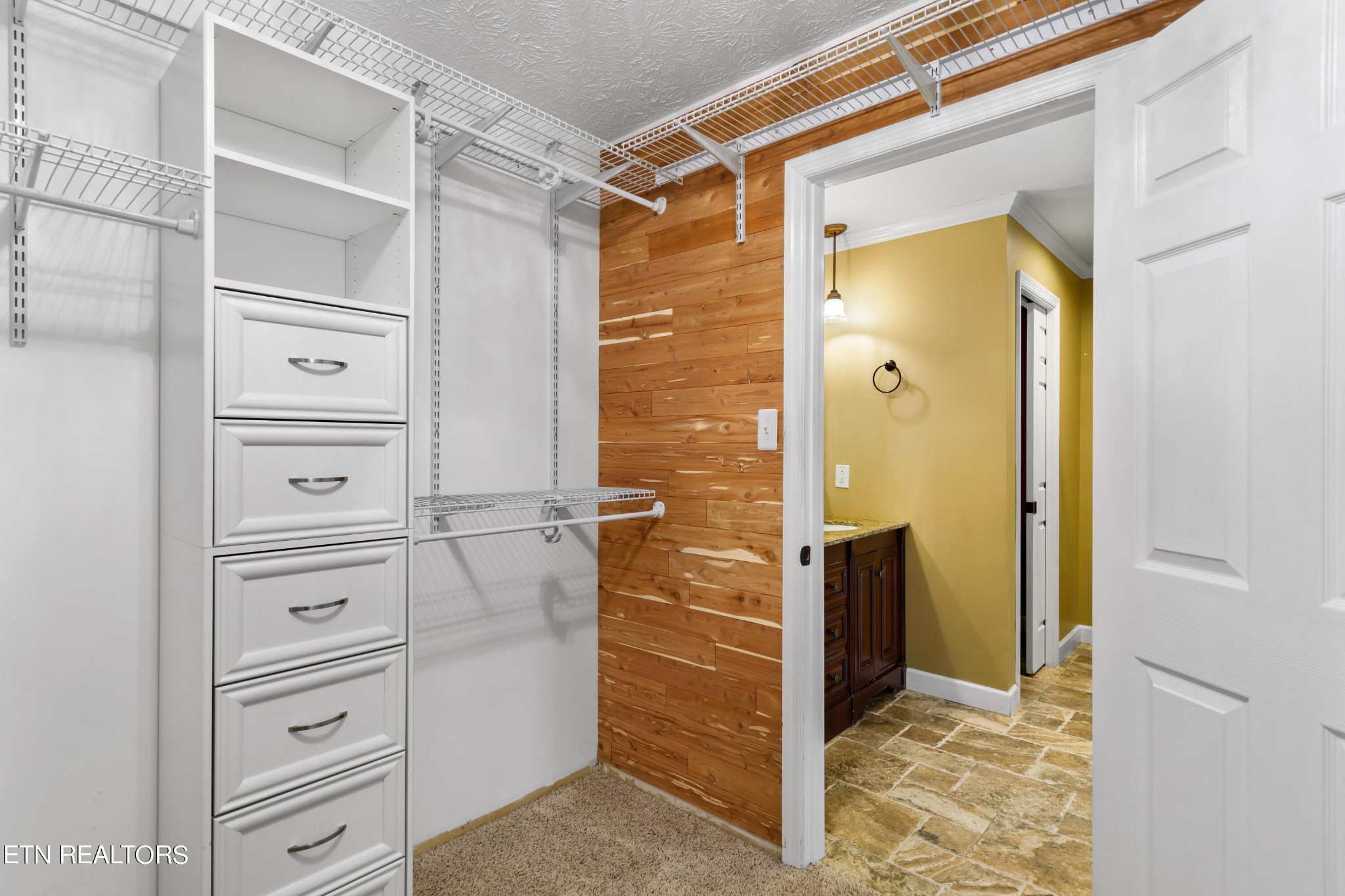 233 Crowfield Road Knoxville, TN 37922 - Photo 15 of 41 Gallery Image 15