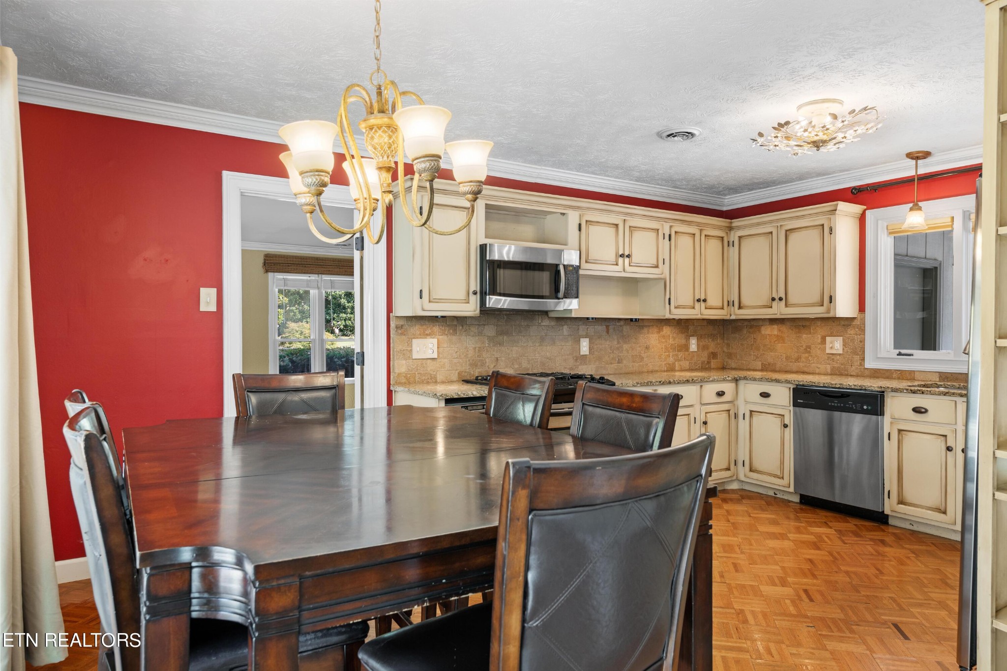 233 Crowfield Road Knoxville, TN 37922 - Photo 16 of 41 Gallery Image 16