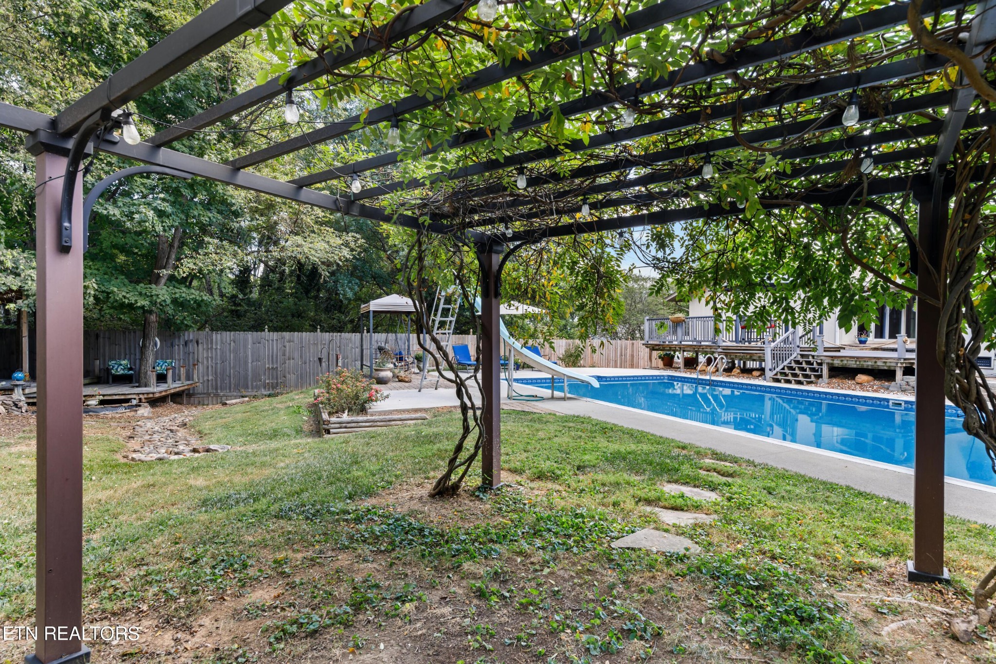 233 Crowfield Road Knoxville, TN 37922 - Photo 28 of 41 Gallery Image 28