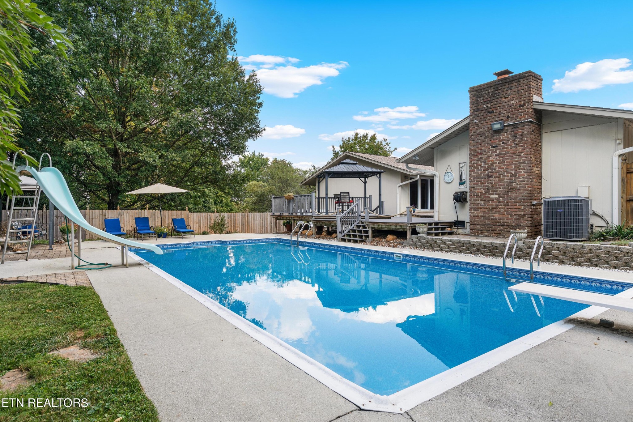 233 Crowfield Road Knoxville, TN 37922 - Photo 4 of 41 Gallery Image 4