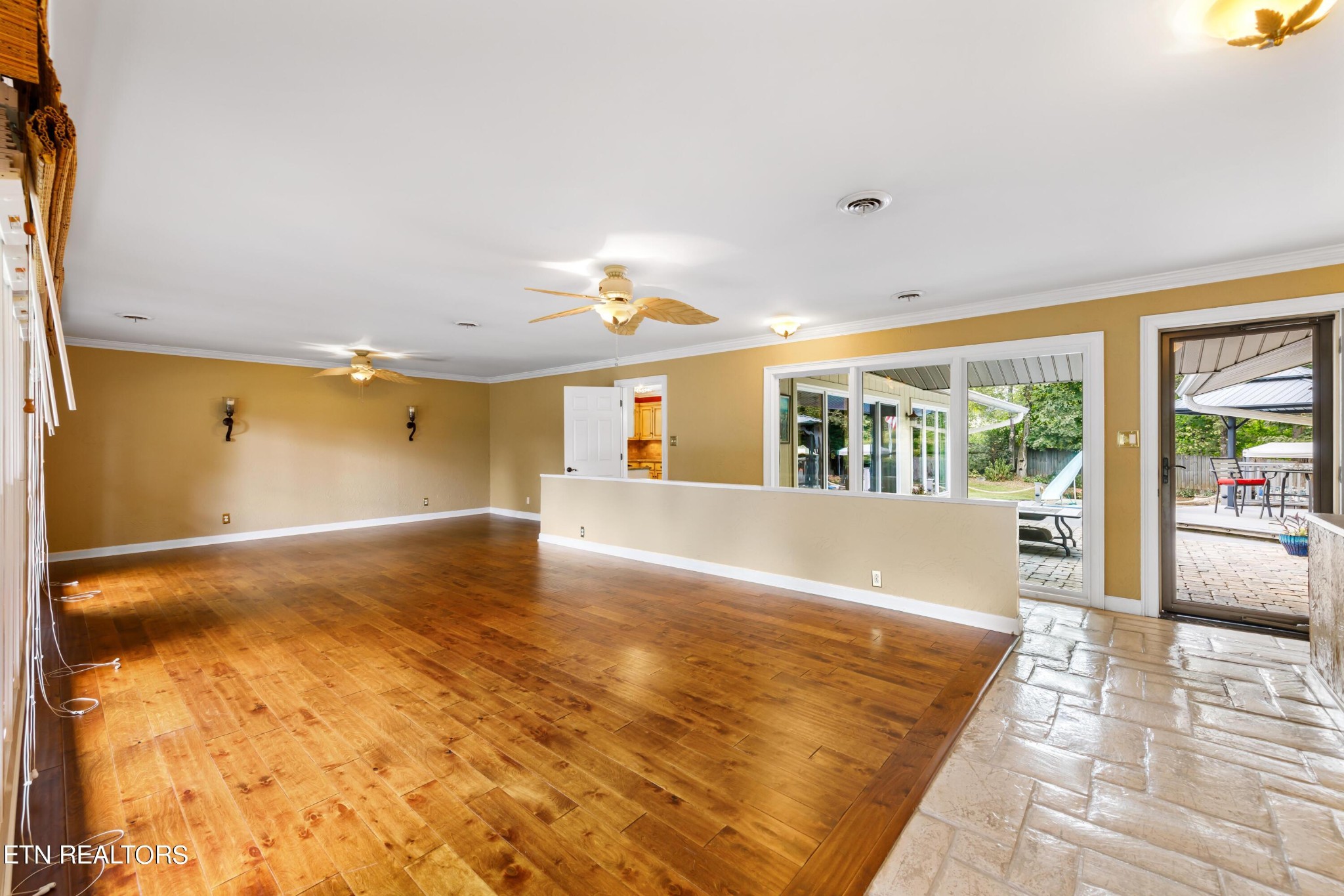 233 Crowfield Road Knoxville, TN 37922 - Photo 7 of 41 Gallery Image 7