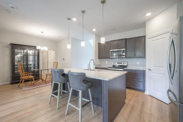 $399,900 | 5124 Pace Park Circle, Columbia, TN 38401