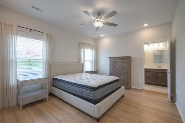 $399,900 | 5124 Pace Park Circle, Columbia, TN 38401