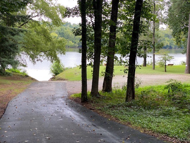 10511 Cherokee Road Richmond, VA 23235 - Photo 40 of 43 Traylor Estates River Access-Boat launch straight