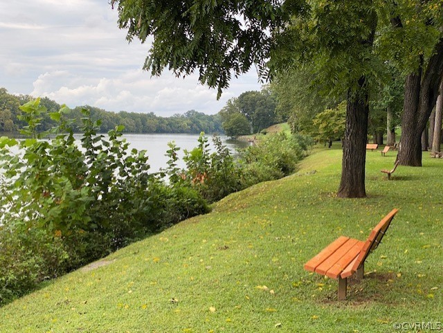10511 Cherokee Road Richmond, VA 23235 - Photo 43 of 43 River Access - several benches have gorgeous views