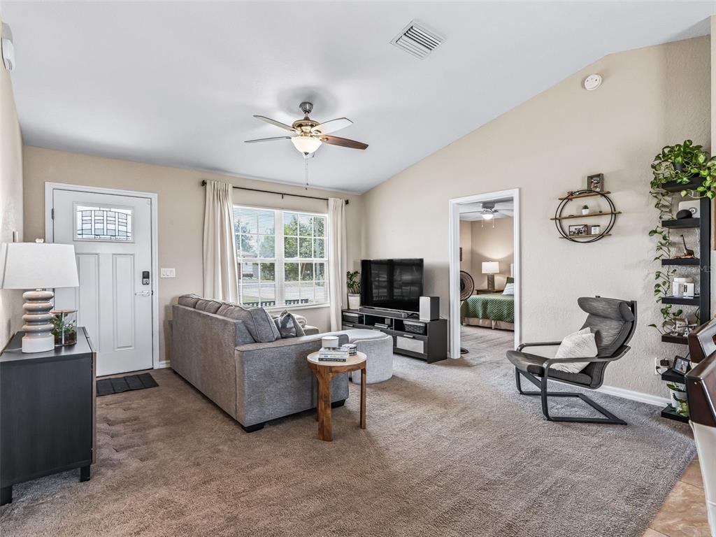 8 Juniper Loop Drive Ocala, FL 34480 - Photo 5 of 32