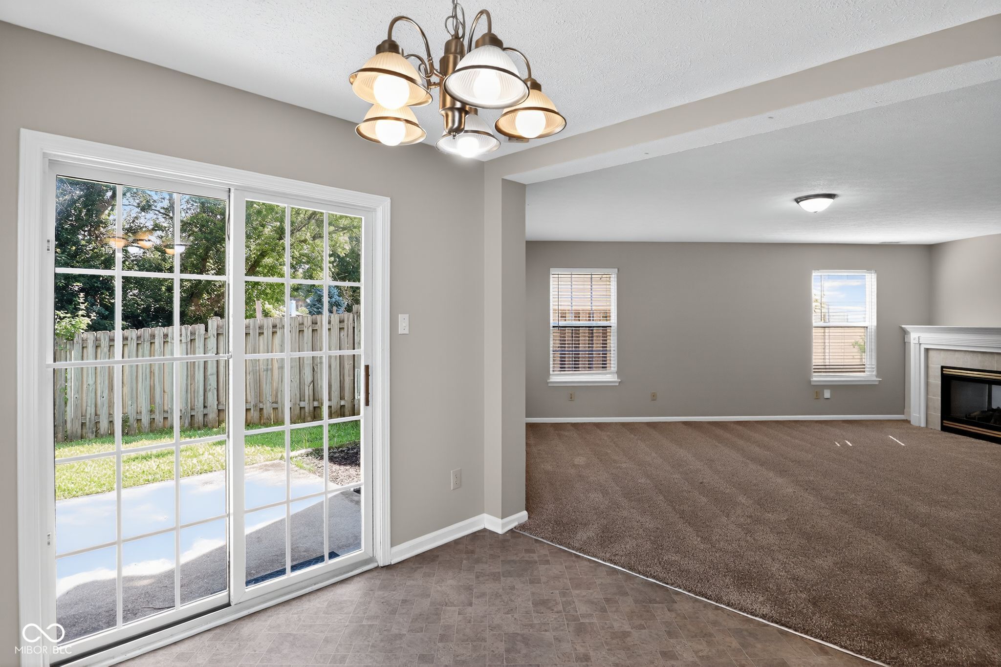 7506 Redcliff Road Indianapolis, IN 46256 - Photo 4 of 32