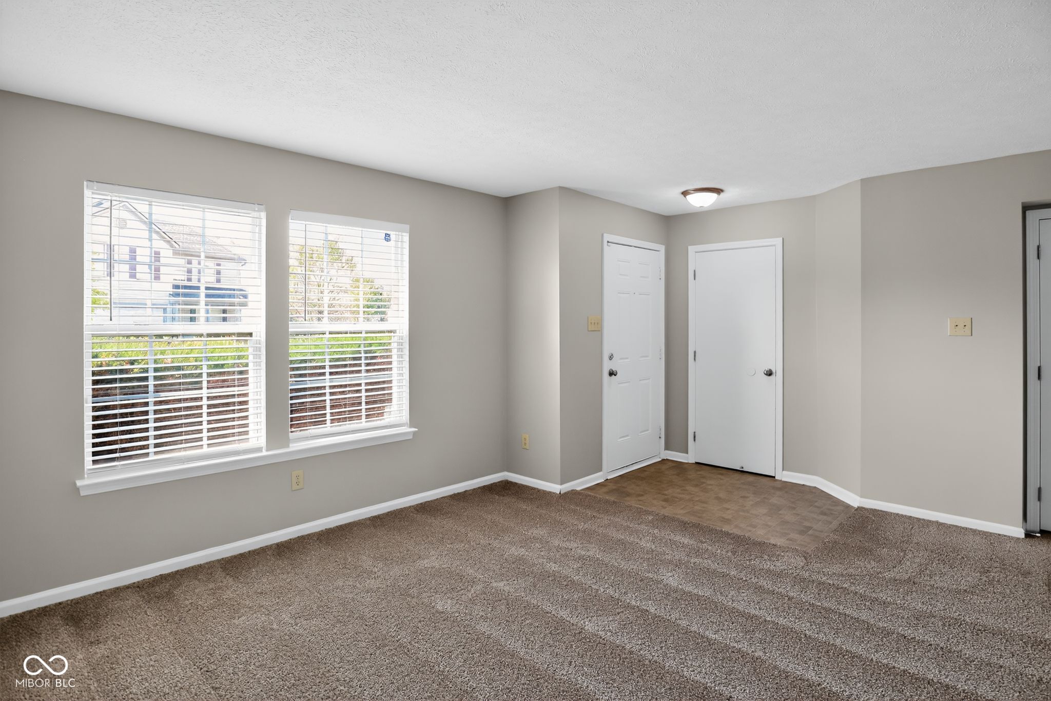 7506 Redcliff Road Indianapolis, IN 46256 - Photo 7 of 32