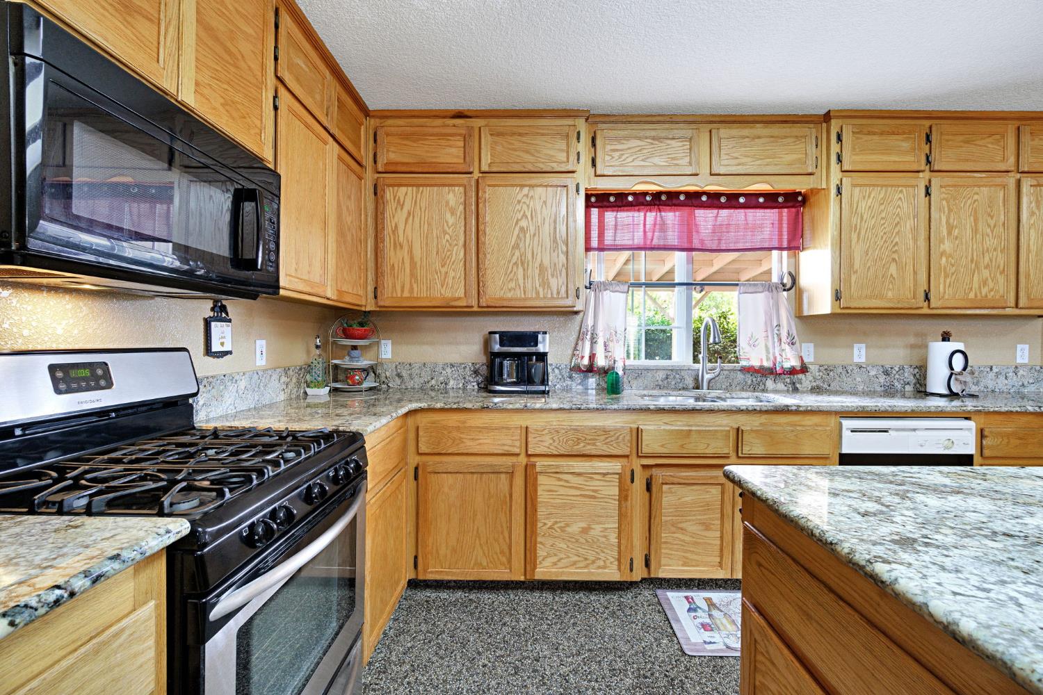 20689 Olympia Road Madera, CA 93638 - Photo 20 of 51