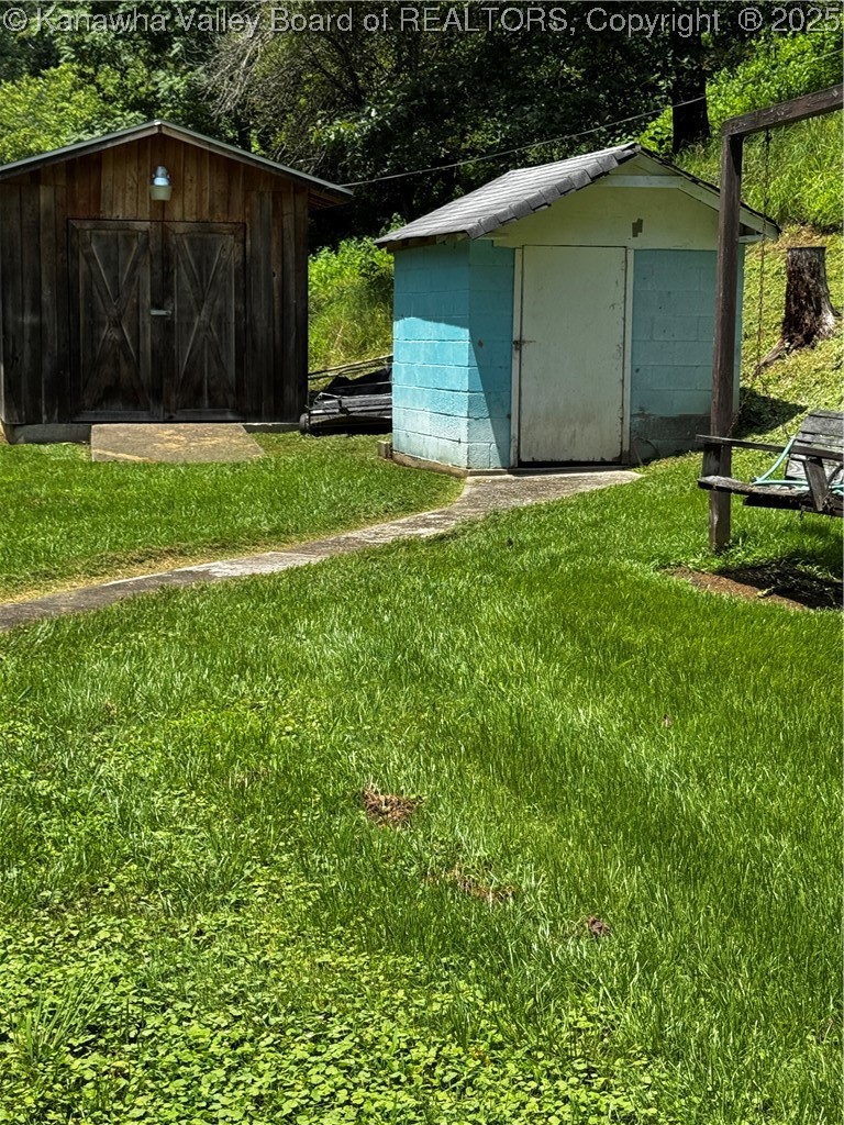 1198 Caney Branch Road Chapmanville, WV 25508 - Photo 33 of 50 Gallery Image 33