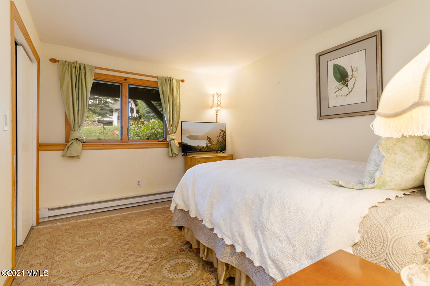 2447 Chamonix Lane, Unit C12 Vail, CO 81657 - Photo 13 of 24 Downstairs bedroom