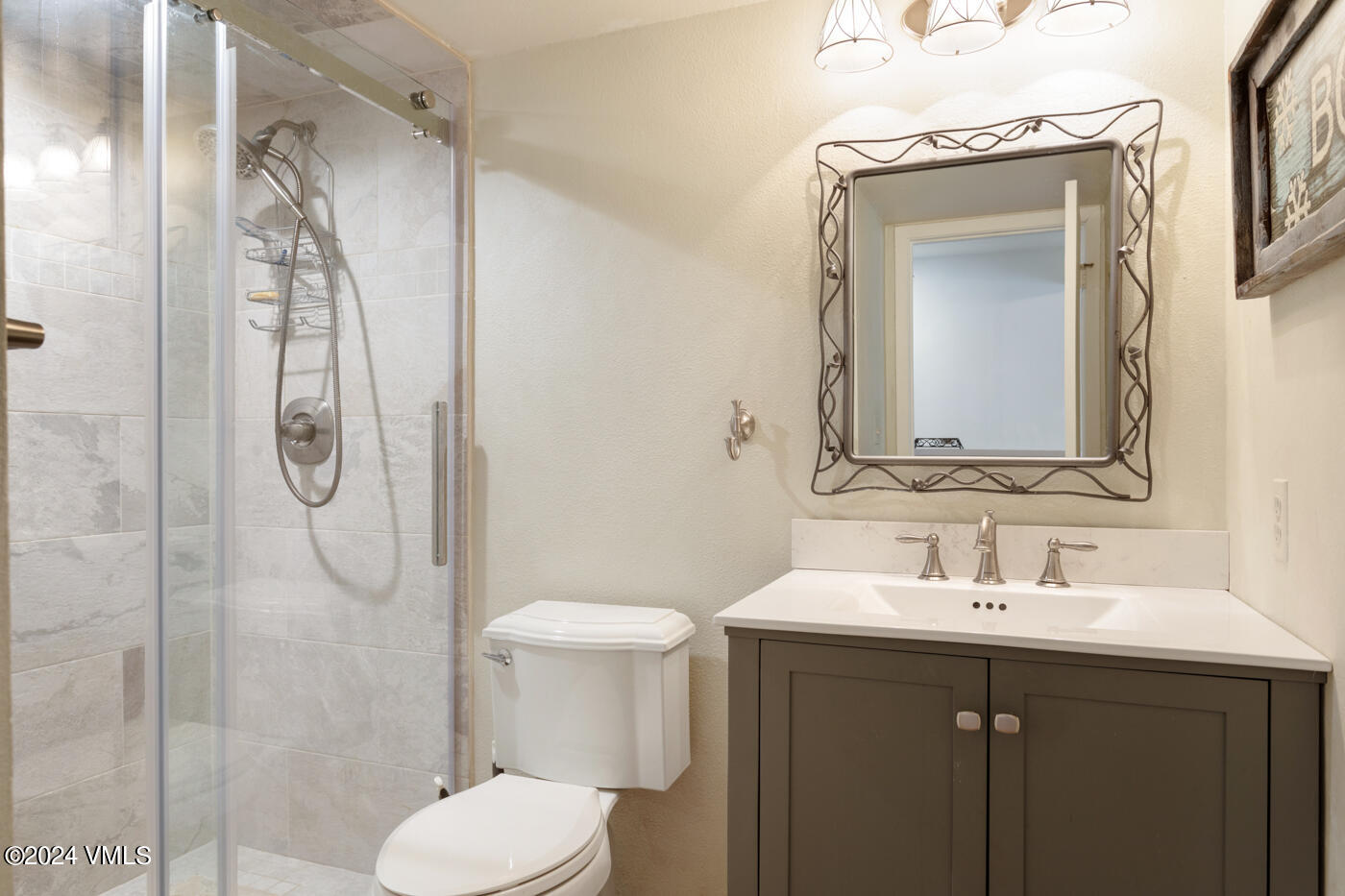 2447 Chamonix Lane, Unit C12 Vail, CO 81657 - Photo 16 of 24 Upstairs Bath