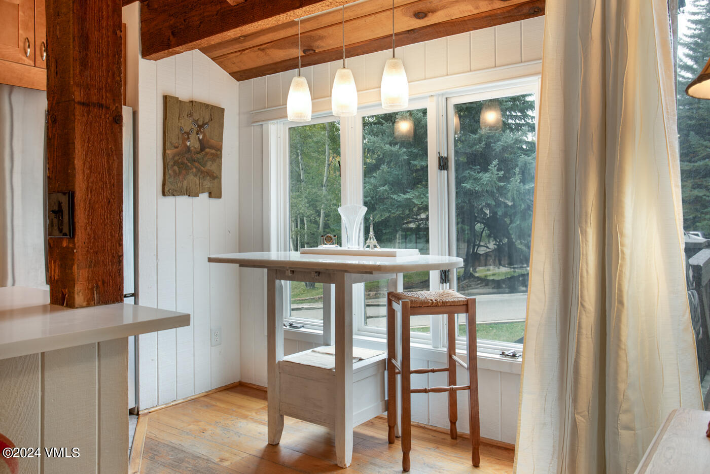 2447 Chamonix Lane, Unit C12 Vail, CO 81657 - Photo 3 of 24 Breakfast Nook