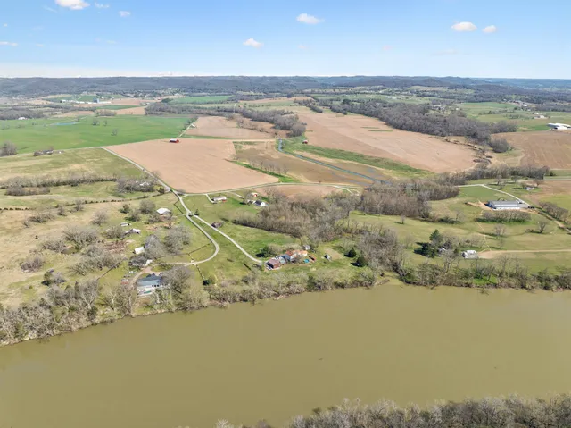 $699,900 | 20 Bledsoe Borough Lane, Riddleton, TN 37151