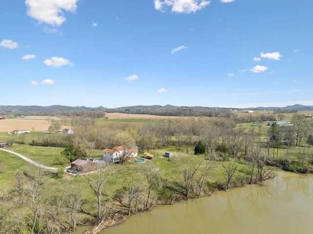 $699,900 | 20 Bledsoe Borough Lane, Riddleton, TN 37151