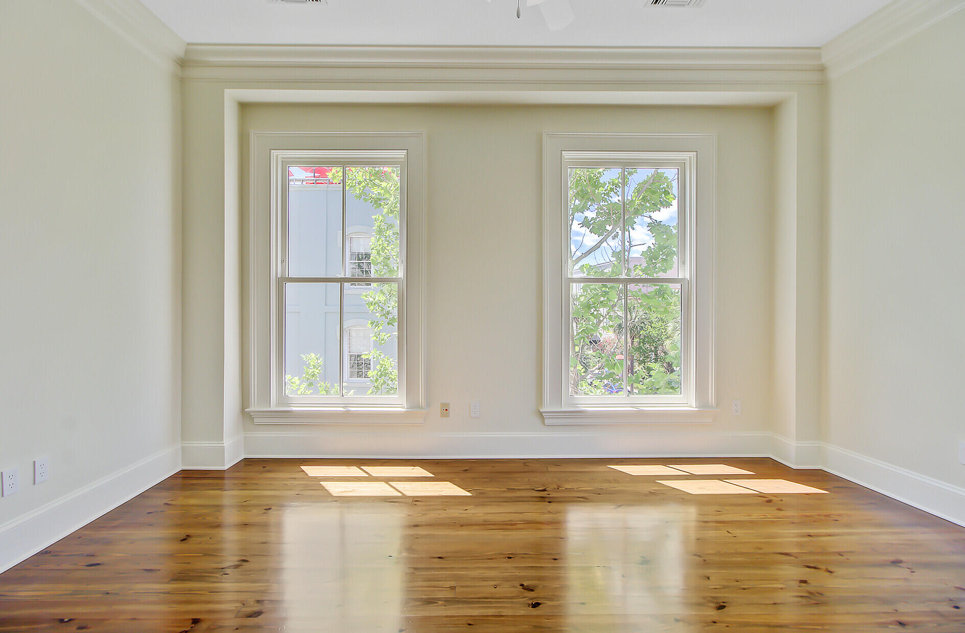 1 Vendue Range, Unit I Charleston, SC 29401 - Photo 41 of 57 112_59_mls