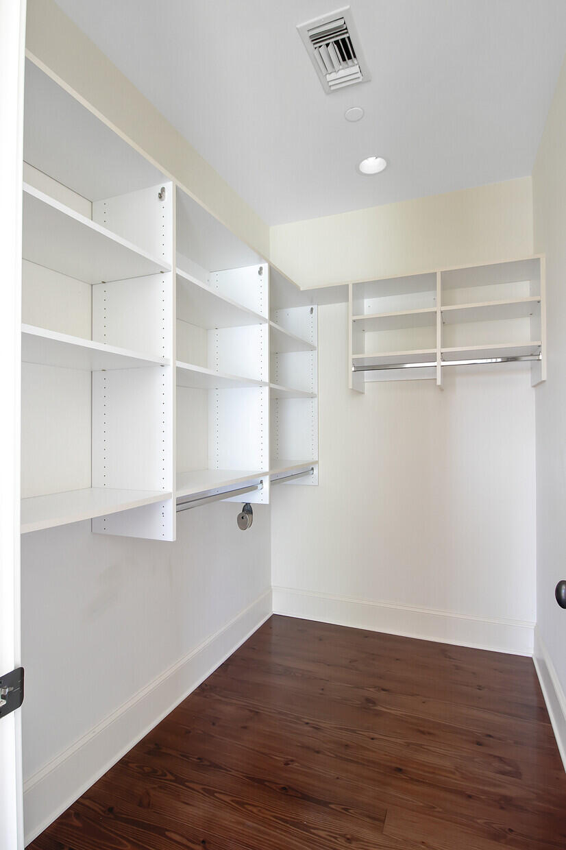 1 Vendue Range, Unit I Charleston, SC 29401 - Photo 46 of 57 117_64_mls