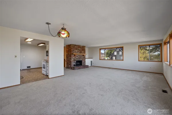 $699,000 | 1411 Nisqually Street, Steilacoom, WA 98388