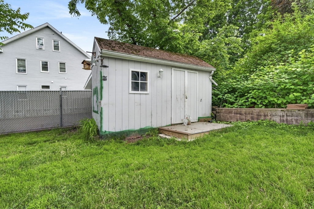 21 Dunlap Street, Unit 3 Salem, MA 01970 - Photo 21 of 25