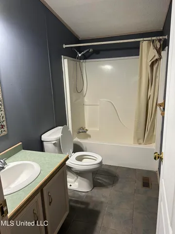 $1,550 | 6601 Woodlake Lane, Ocean Springs, MS 39564