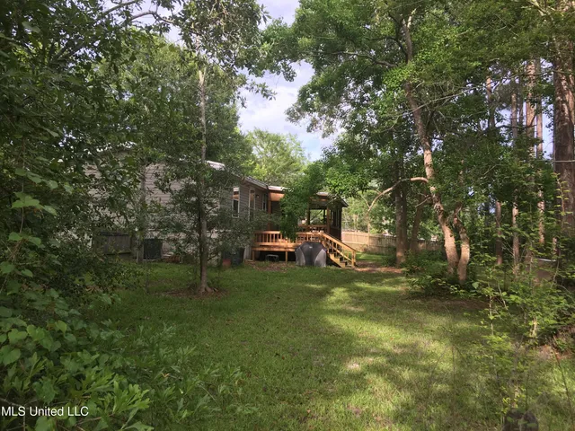 $1,550 | 6601 Woodlake Lane, Ocean Springs, MS 39564