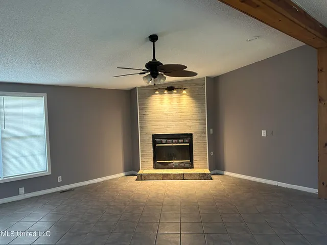 $1,550 | 6601 Woodlake Lane, Ocean Springs, MS 39564