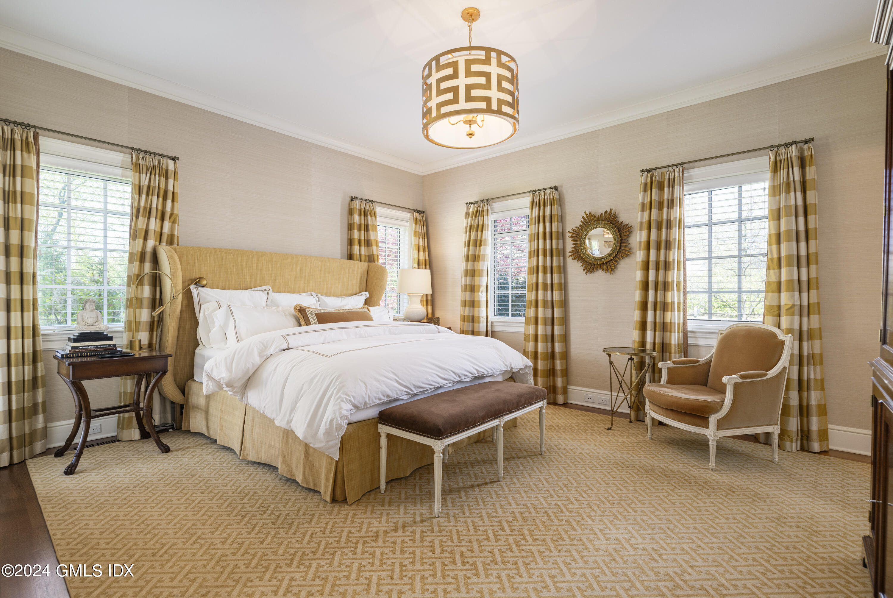 1 Deer Lane Greenwich, CT 06830 - Photo 26 of 48 Primary option