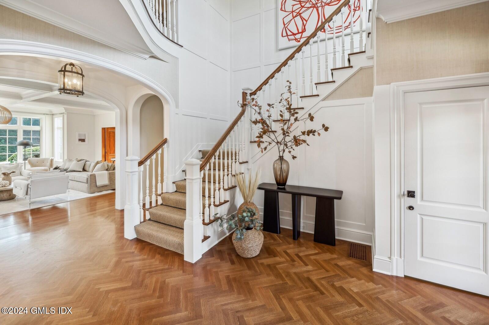 1 Deer Lane Greenwich, CT 06830 - Photo 28 of 48 1_1DeerLn_2033_Large