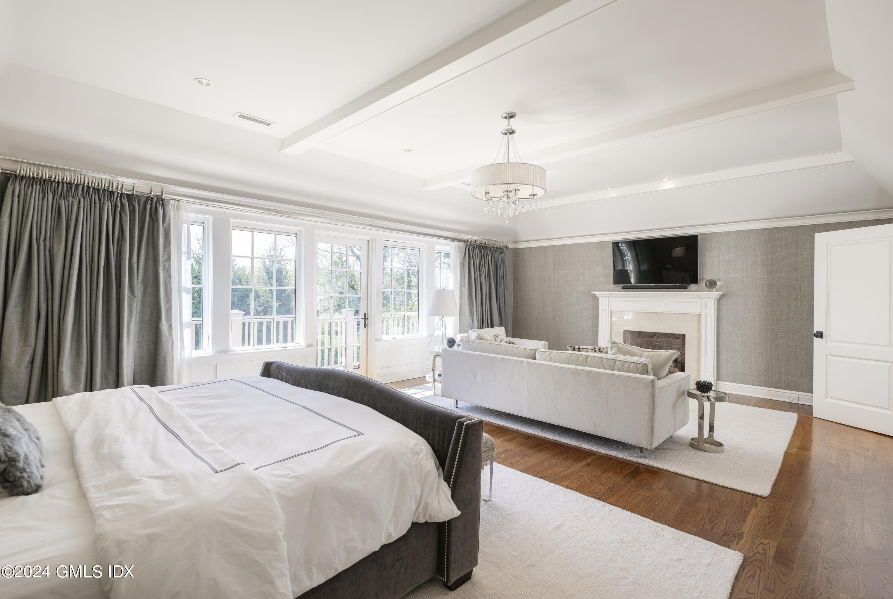 1 Deer Lane Greenwich, CT 06830 - Photo 31 of 48 Primary