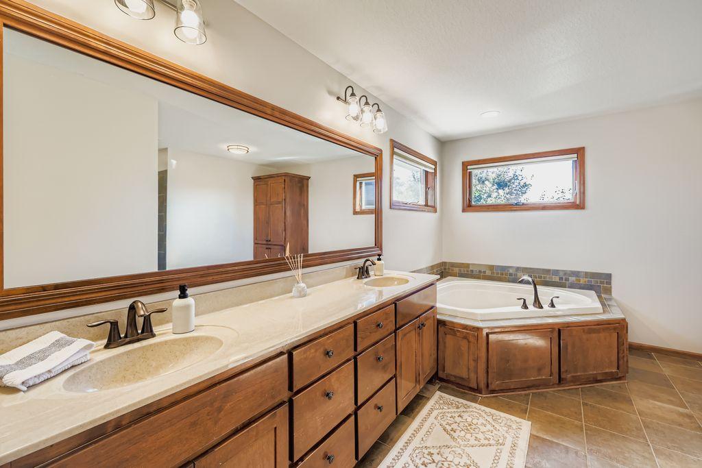 3941 Obrien Court Southwest Prior Lake, MN 55372 - Photo 18 of 48