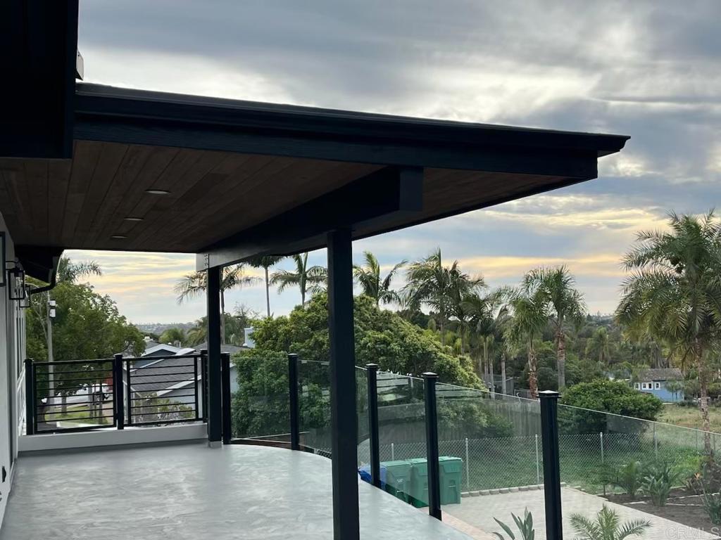 1525 Laurel Road Oceanside, CA 92054 - Photo 4 of 11