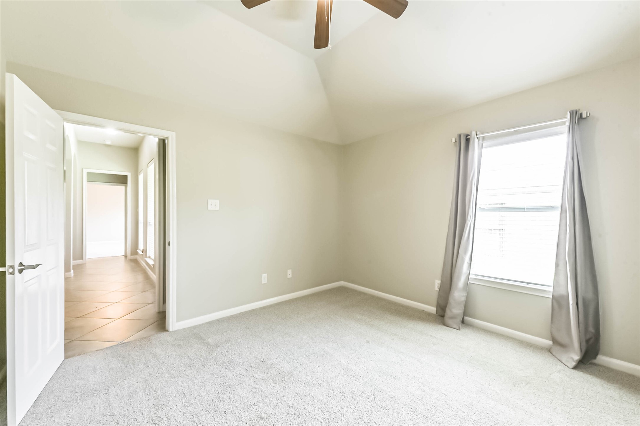 15910 Chart House Court Houston, TX 77044 - Photo 31 of 45