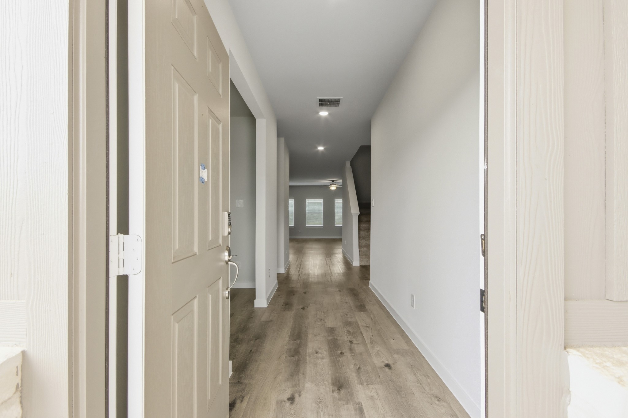 9712 Caney Bend Road Conroe, TX 77303 - Photo 3 of 25 Gallery Image 3